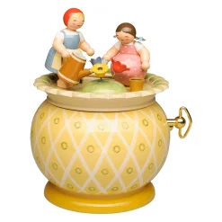 WENDT & KÜHN Spieldosen<Musikdose "Zwei Madchen"